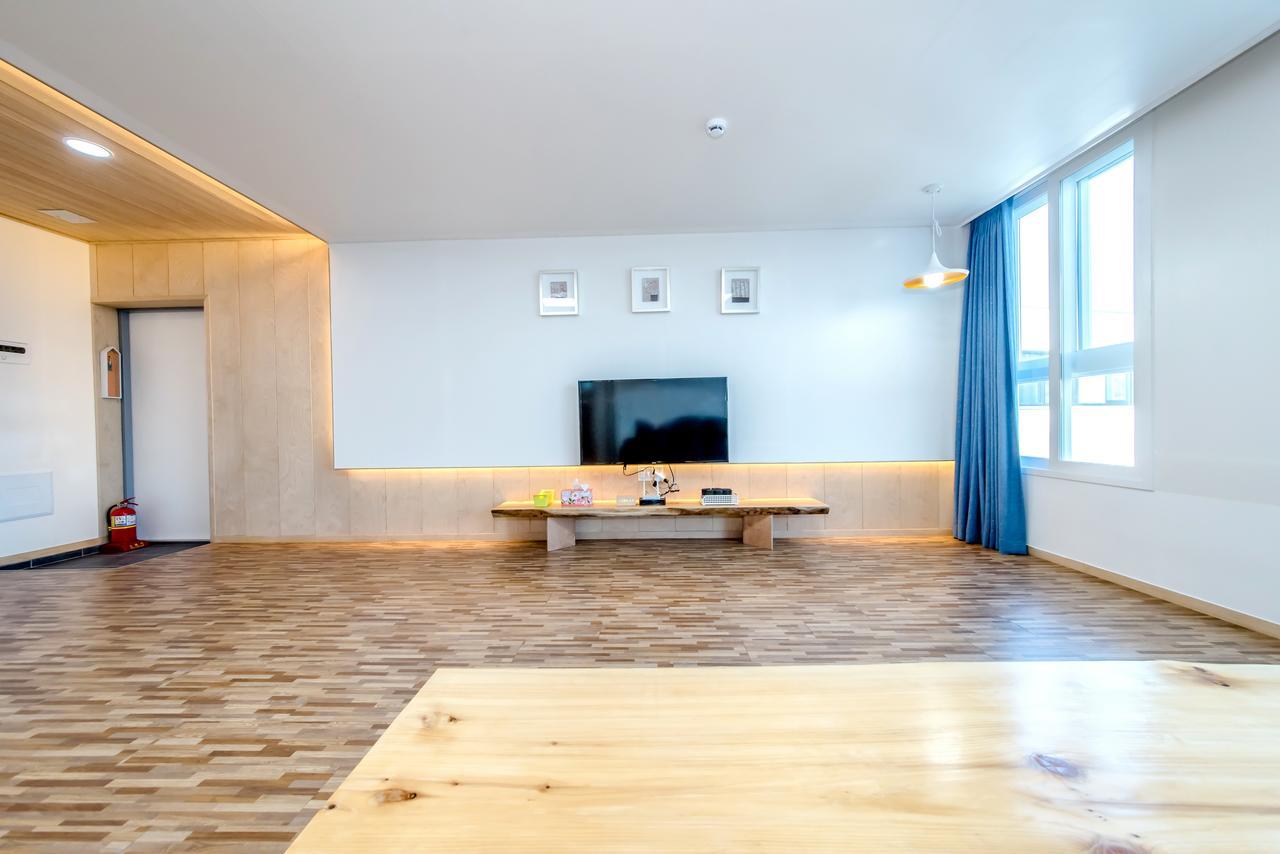 סאוגוויפו Jeju Hada Pension מראה חיצוני תמונה