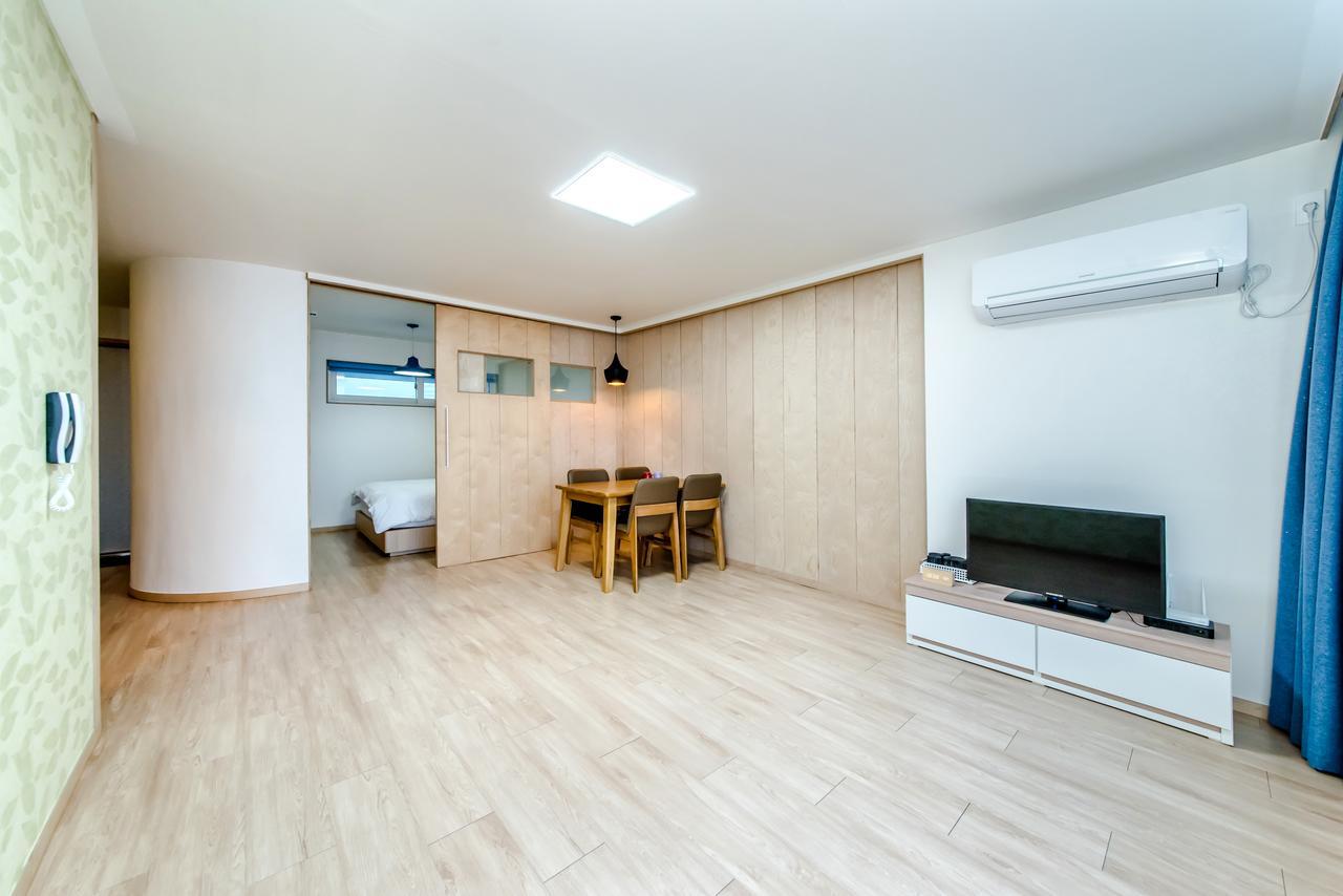 סאוגוויפו Jeju Hada Pension מראה חיצוני תמונה
